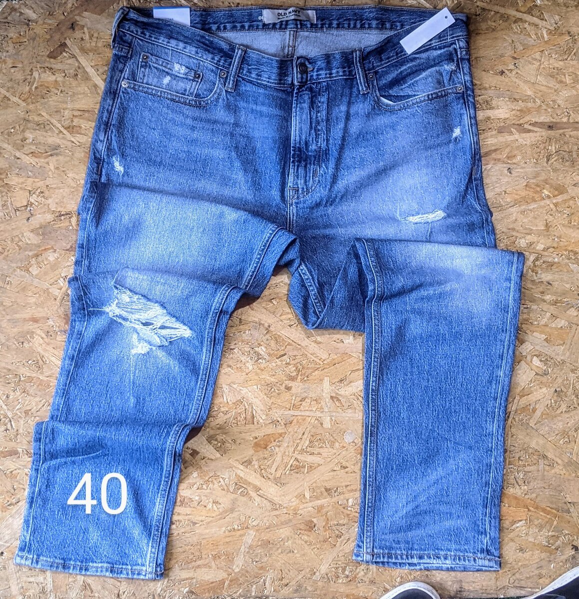 blue ripped jeans 40