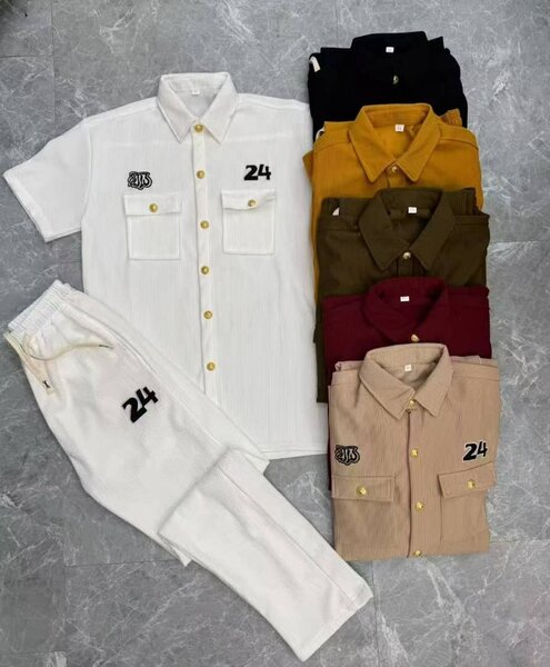 Ensemble de vêtements pour hommes