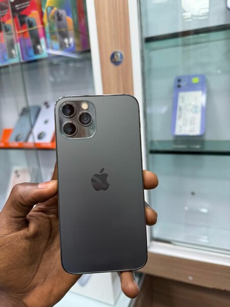 iPhone 12 Pro reconditionné