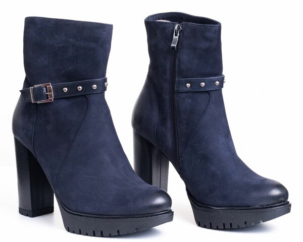 Ankle boots