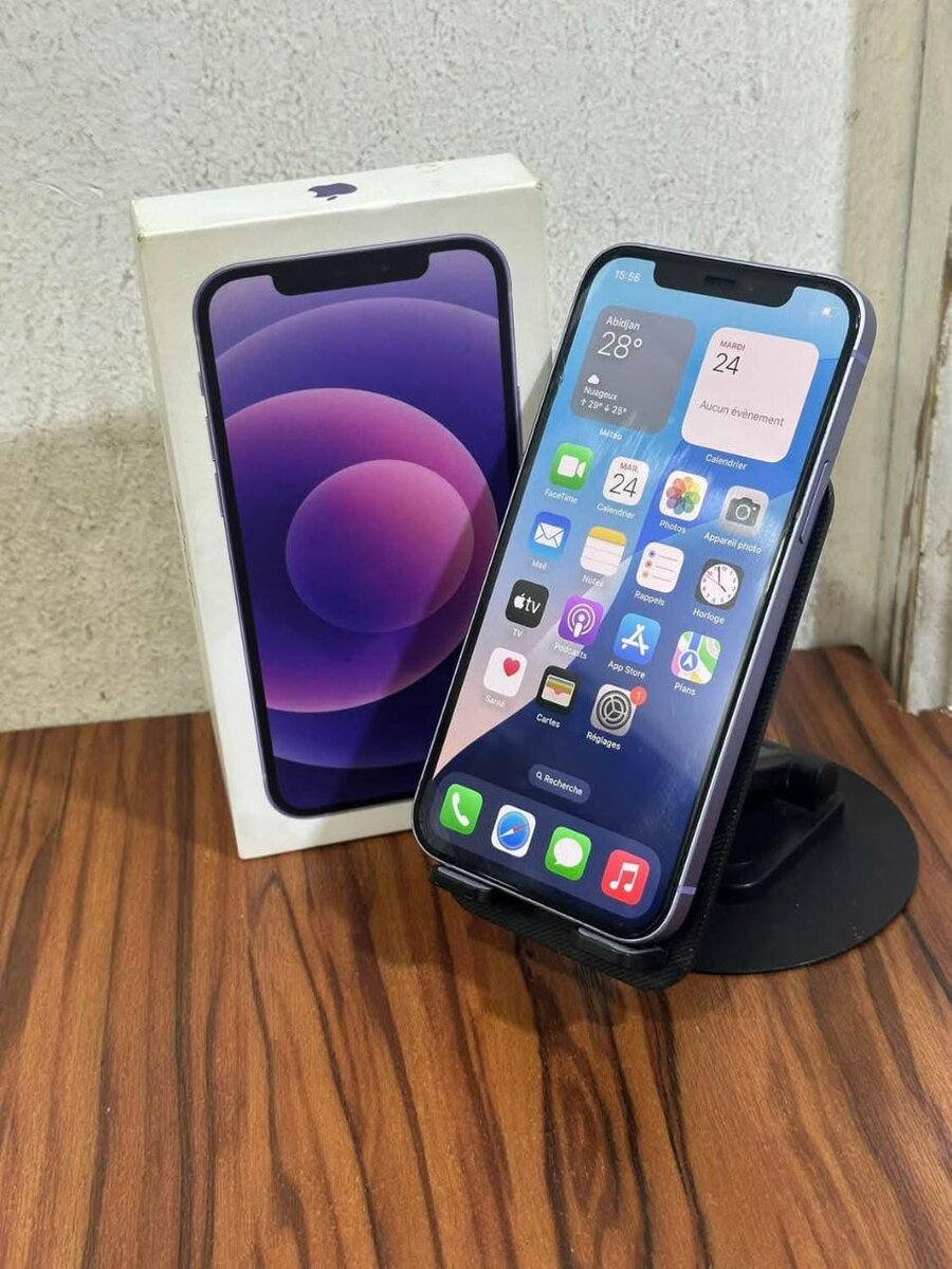 iPhone 12 en parfait état