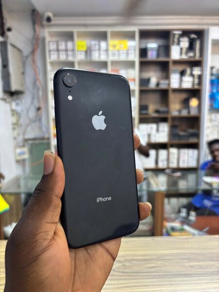 iPhone XR