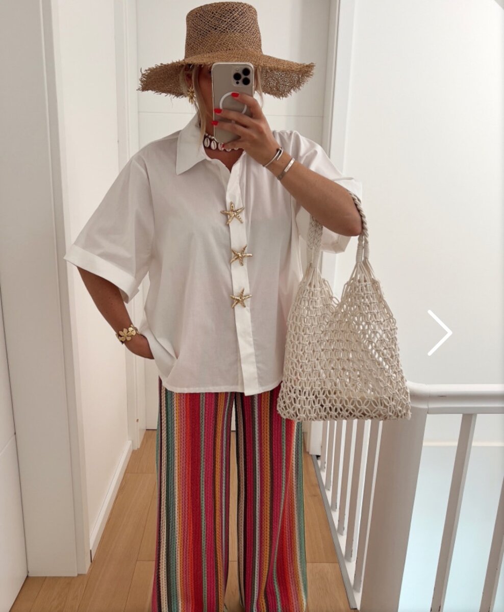 Chemise blanche chic pour l'été