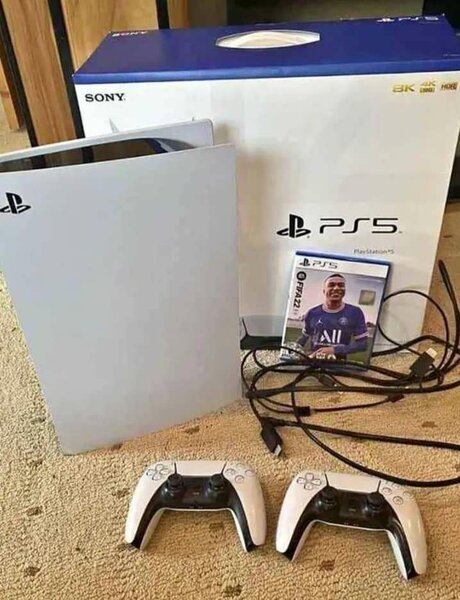 Console PlayStation 5 avec jeux