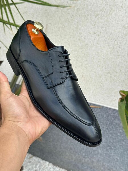 Chaussures Derby noires en cuir