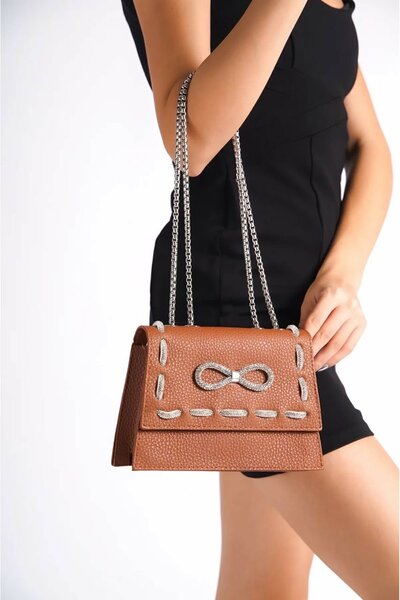 Ladies handheld bag