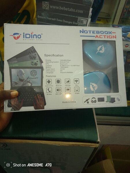 IDINO (NOTEBOOK-ACTION)