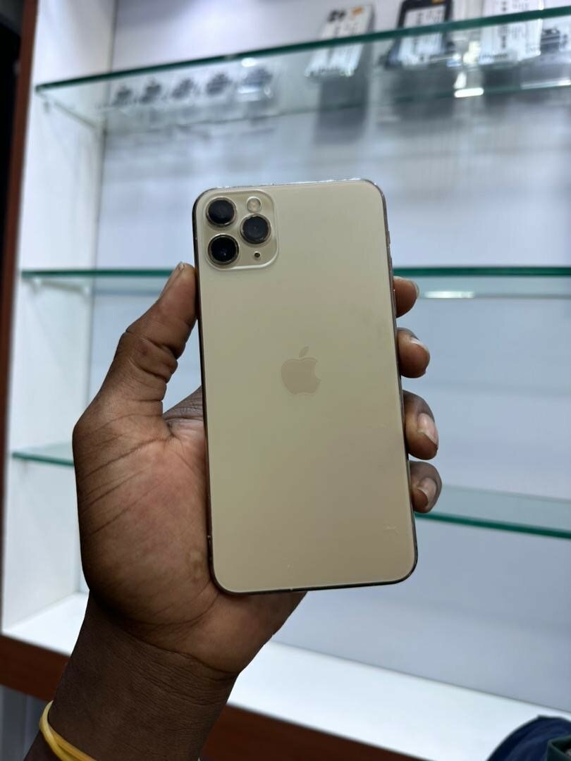 iPhone 11 Pro Max 64go sans id