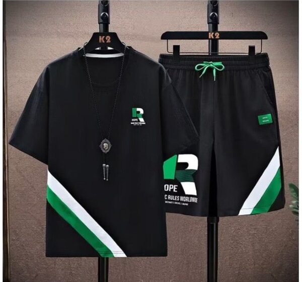 Colour: White  Upper Material: Flyknit  Inner Material: