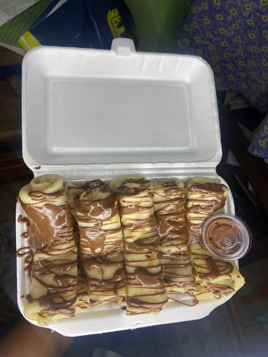 Crêpes roulées au chocolat