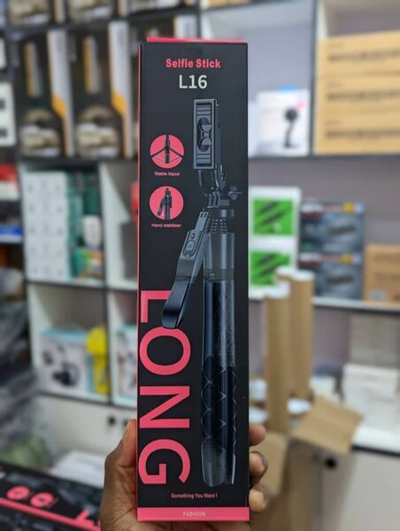 L16 selfie stick tripod Stand with light