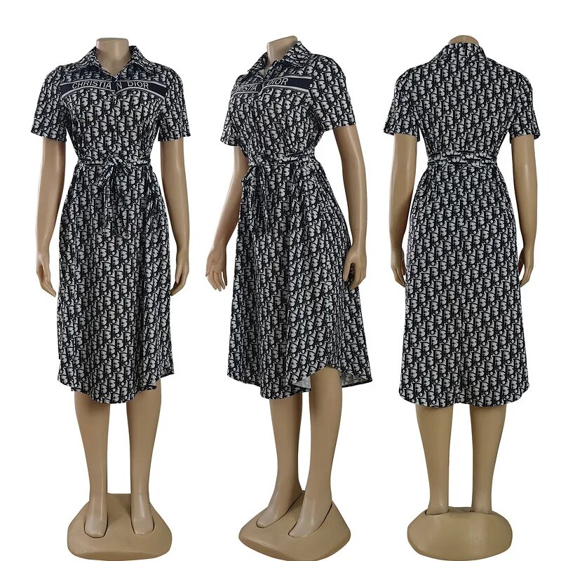 Robe élégante imprimée ceinturée