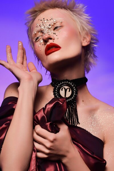 Брошь овен.