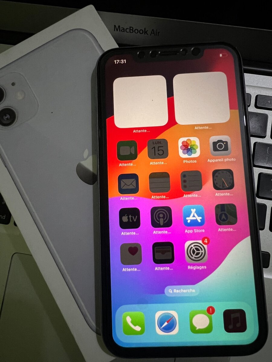 IPhone 11 64giga sans Face ID