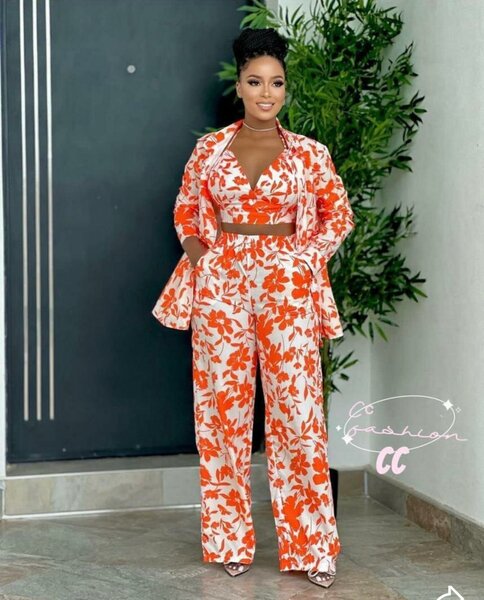 Ensemble fleuri tendance femme