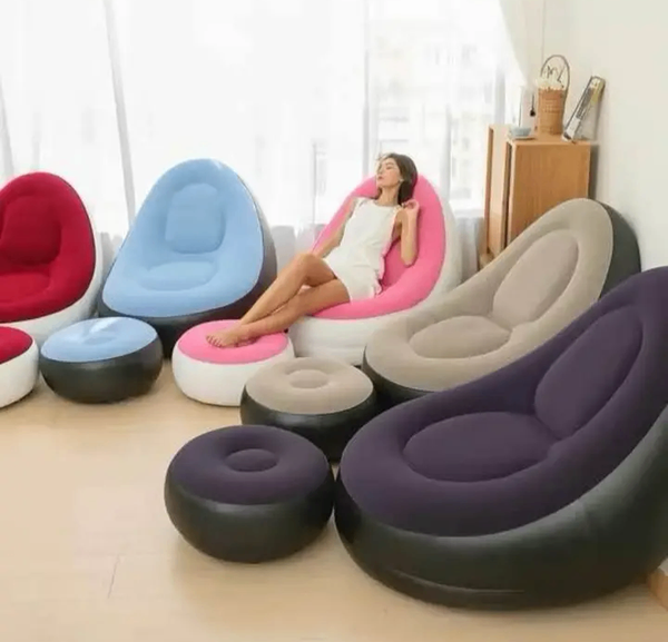 Fauteuil gonflable avec pouf