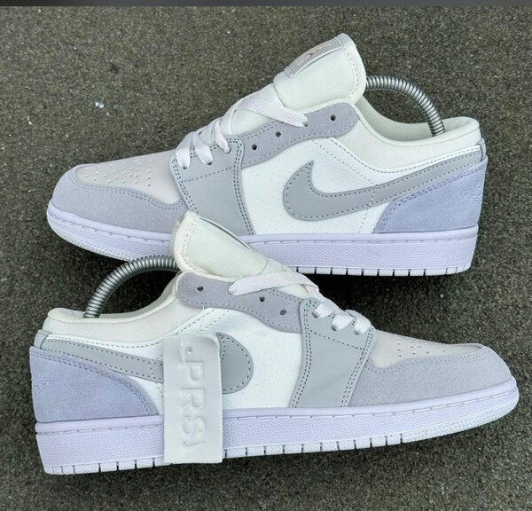 Baskets basses blanches élégantes