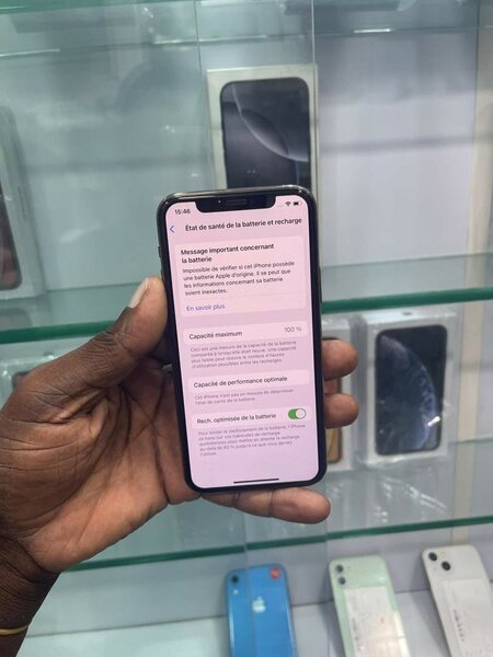 iPhone 11 pro très propre