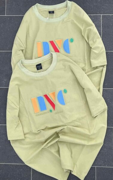 T-shirts graphiques tendance