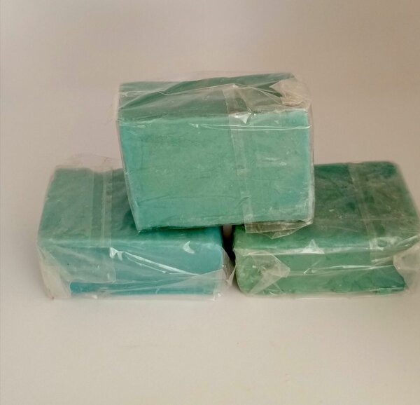 Savonnette teint noir et bronz