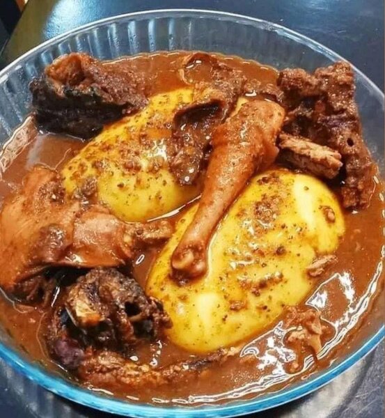 Foutou sauce djomble poulet