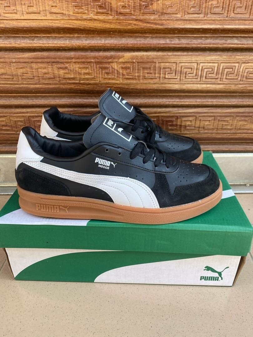 Puma indoor sneaker