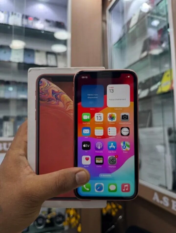 iPhone XR - Rouge, 128Go