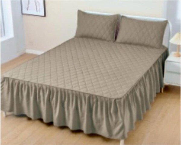 Bedroom set: waterproof quilted bedspread + pillowcases 2pcs