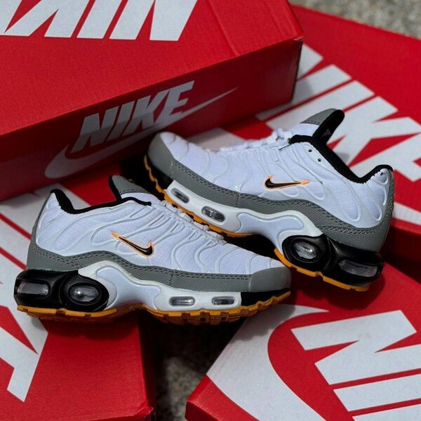 Nike Air Max Plus Premium