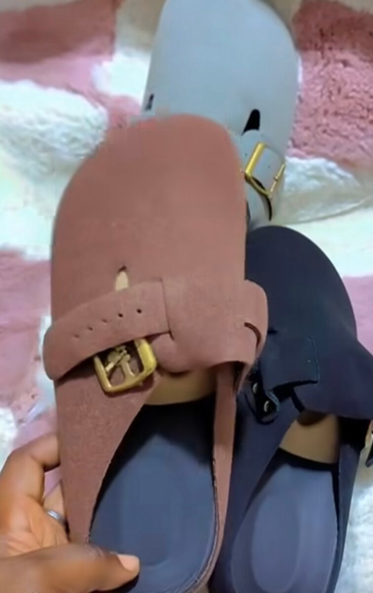 Sabots en daim élégants