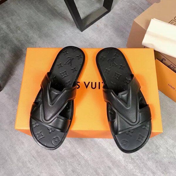 Sandales en cuir noir