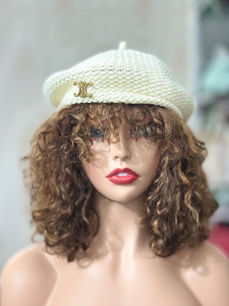 Béret en tricot élégant