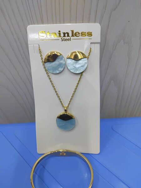 Ensemble bijoux acier inoxydable élégant