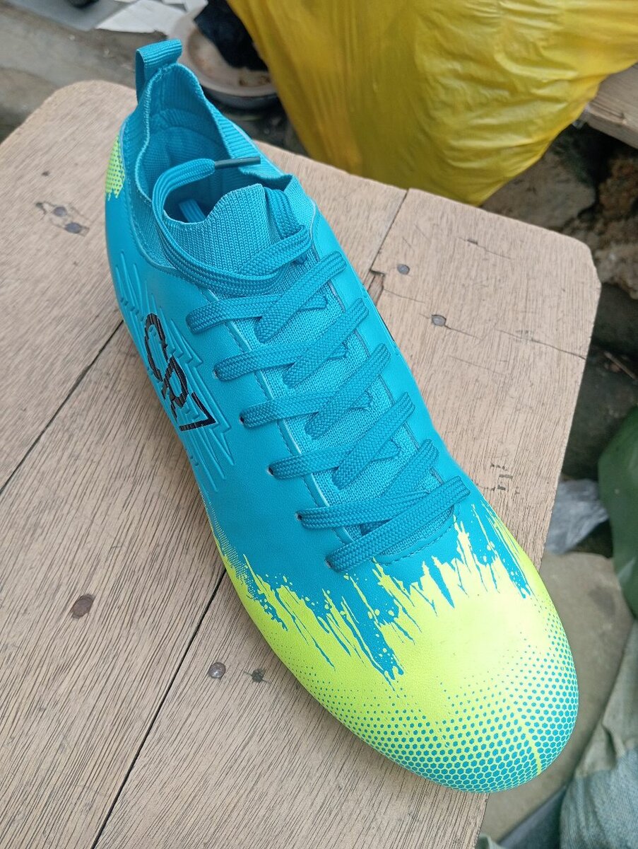 Chaussures de Football CR7