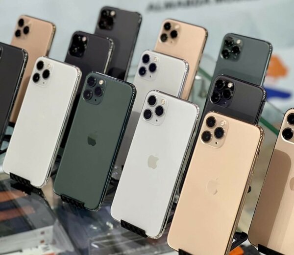 iPhone 11promax 64giga casi