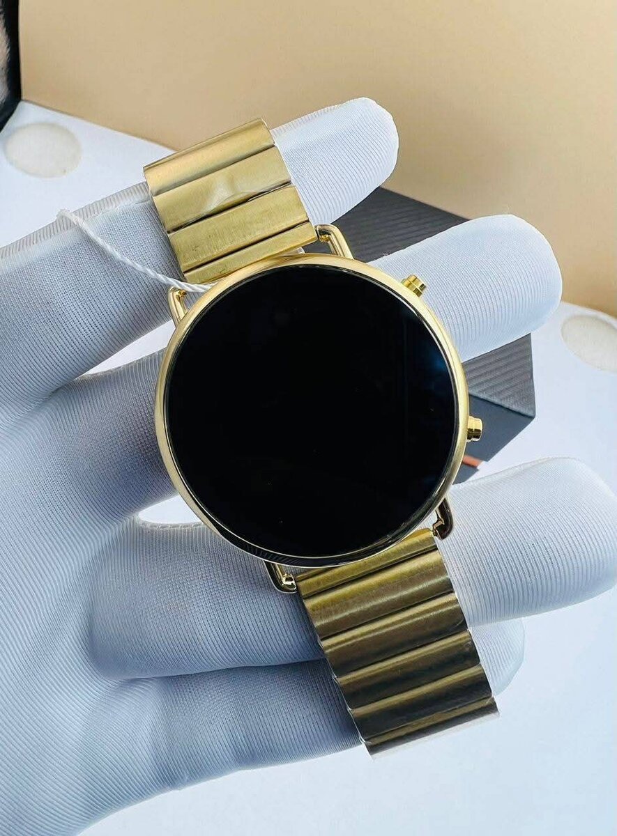 Montre Connectée Luxe Dorée