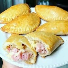 Pastel garnis au jambon