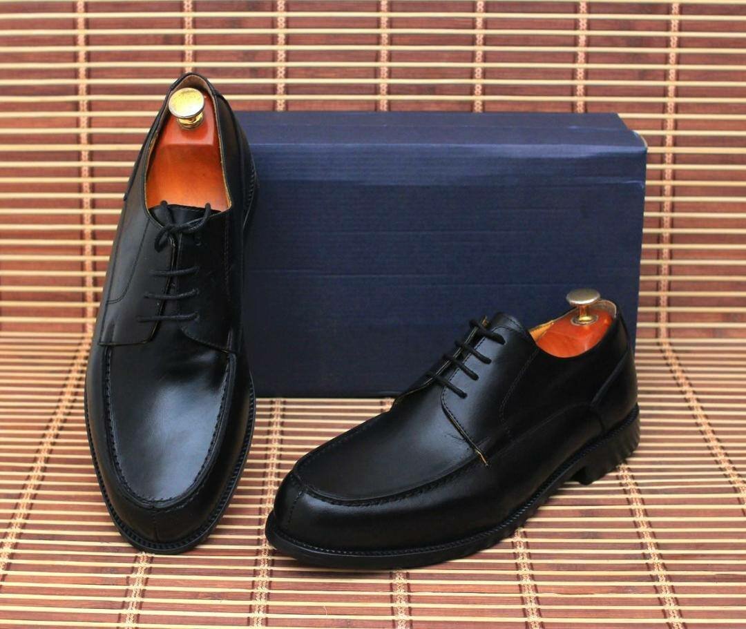 Chaussures habillées élégantes