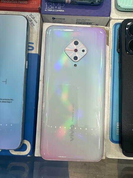Vivo y51