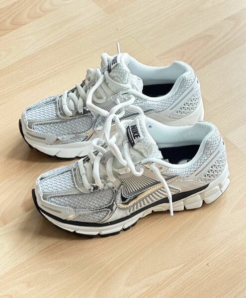 Nike vomiro 5 sliver