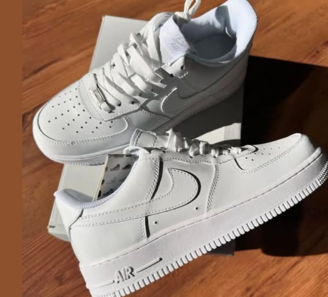 ORIGINAL AIR FORCE ONE SNEAKERS