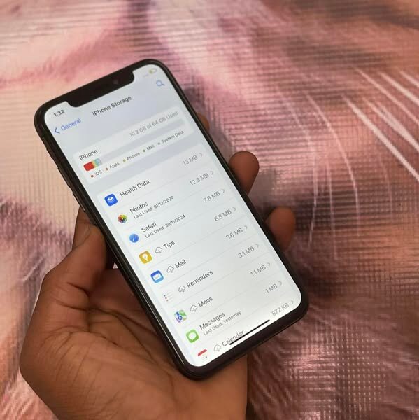 Apple iPhone X 64GB, black 