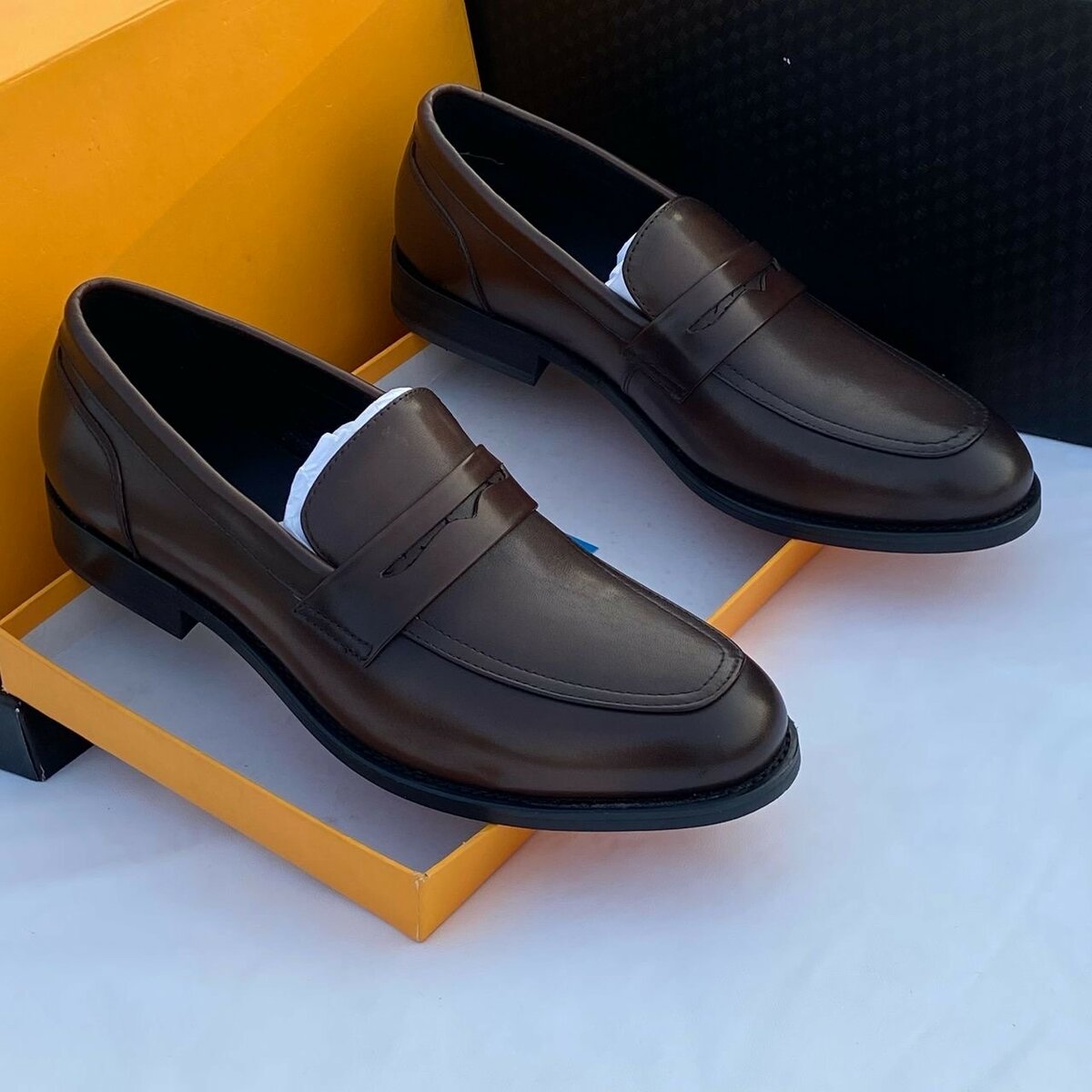 CLARKS EXECUTIVE SHOE