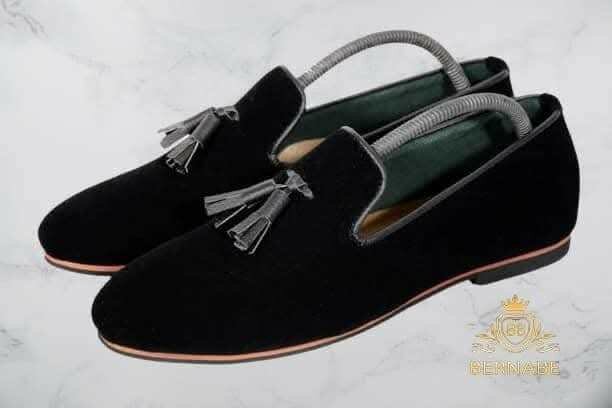 Mocassins en velours noir élégant