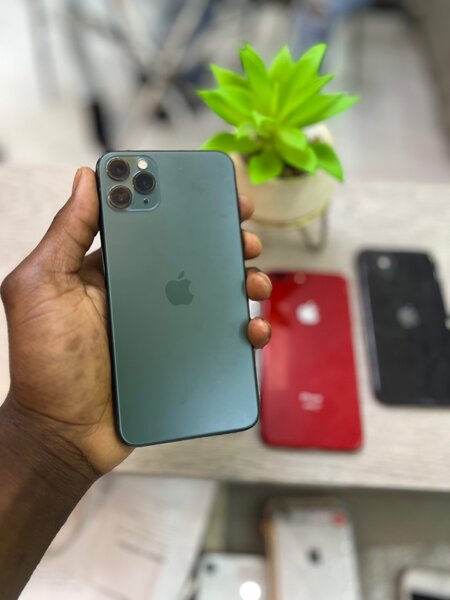 iPhone 11Pro max - (64 & 256gb) readily available