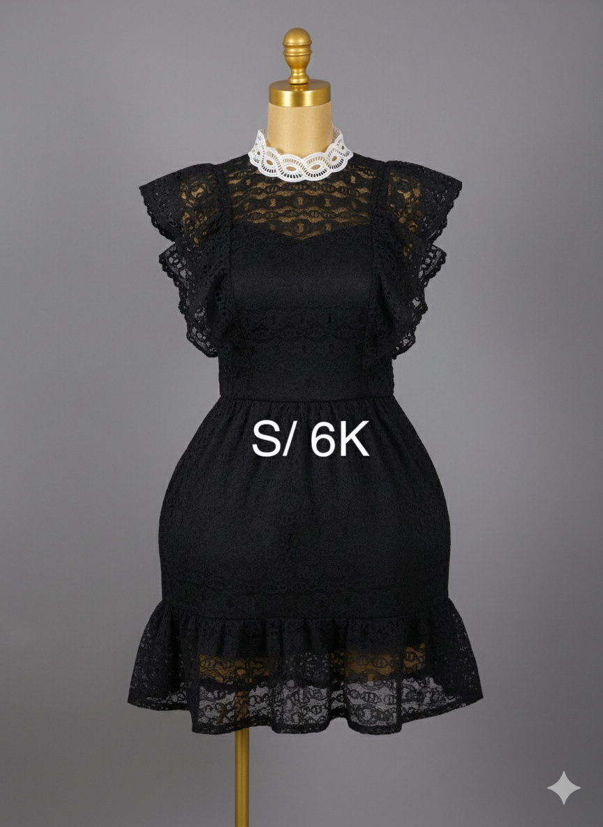 Robe noire en dentelle élégante