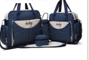 Un ensemble de sacs pour maman