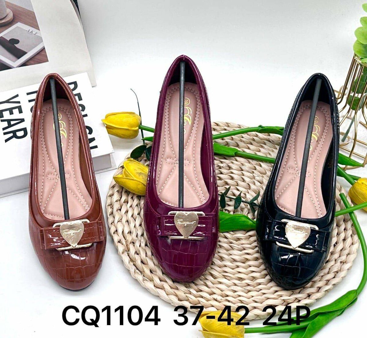 Flat shoes for ladies