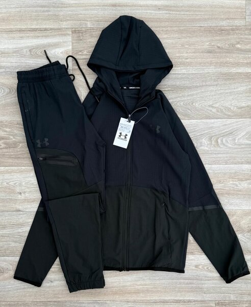 Ensemble de sport avec capuche