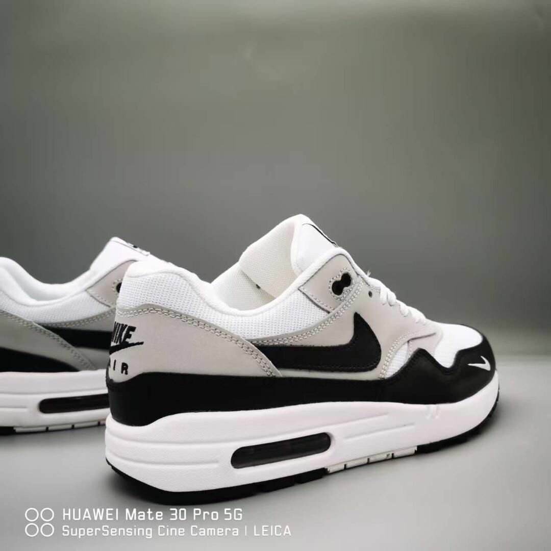 Baskets Air Max élégantes